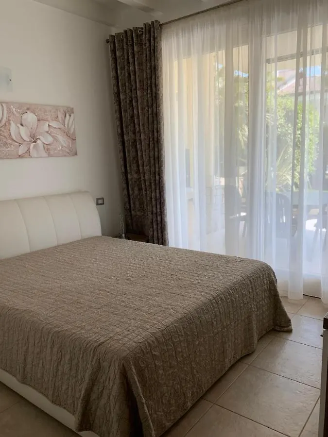 King' S Apartment Σιρμιόνε